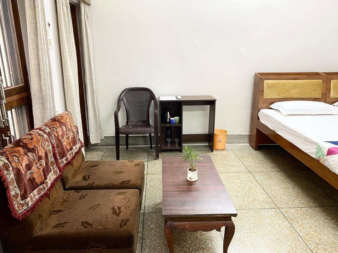 Garden View Residency Bed and Breakfast Lucknow Buitenkant foto